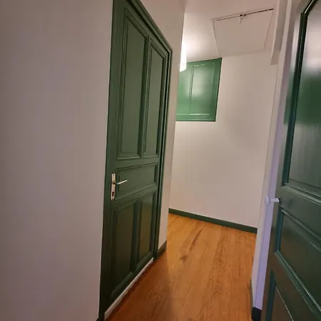 L Essentiel Pour 6 Personnes Sireuil (Dordogne)