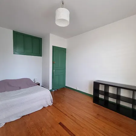 L Essentiel Pour 6 Personnes Sireuil (Dordogne)